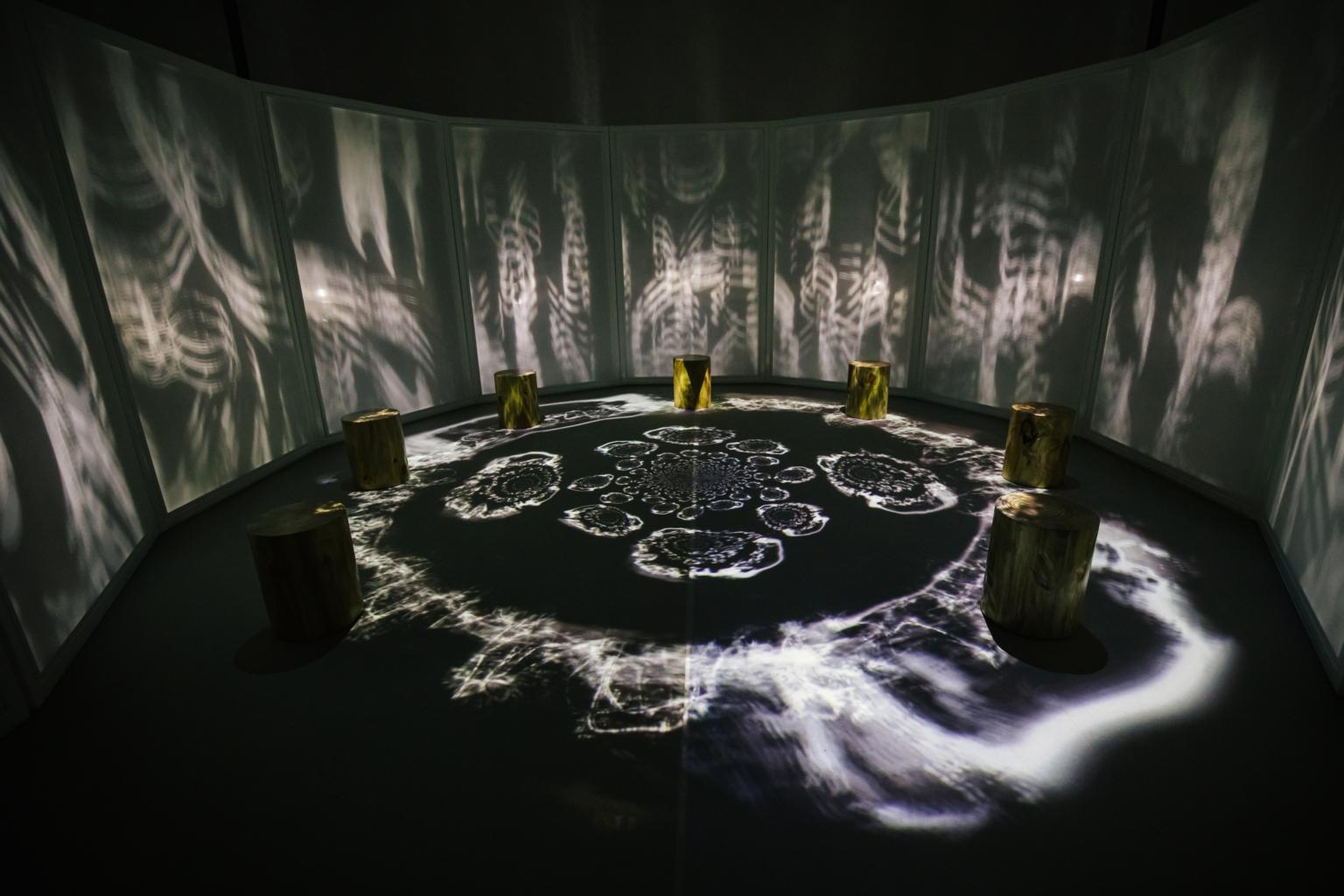 Teknoloji Temalı Sergiler: Geleceğin Yeniliklerini Keşfedin teknoloji temalı sergilere giderken dikkat edilmesi gerekenler