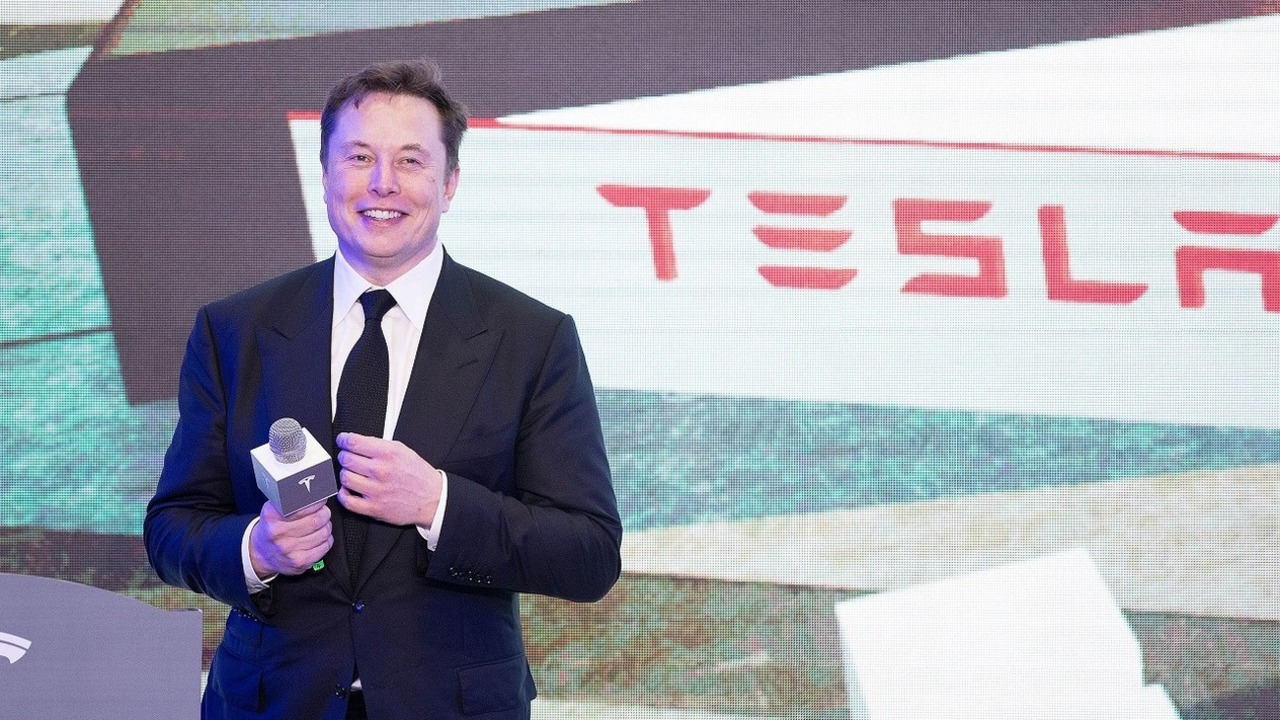 elon musk teslada idare degisikligi yapiyor 0 rACRedGz