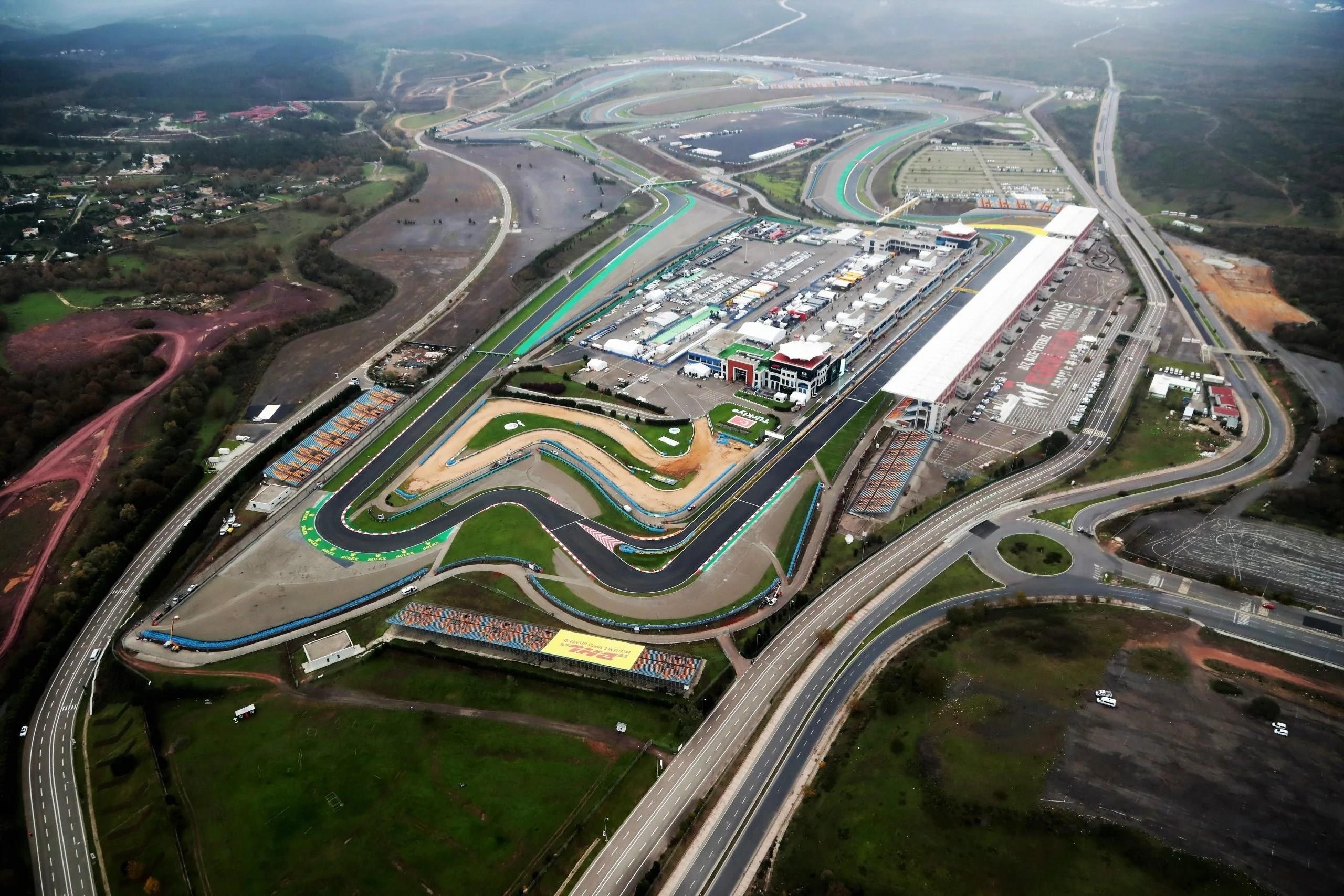istanbul park f1 pistinde kaos hakim idare tosfede birakilabilir 2 g8WHqTEm