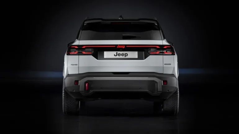 yeni jeep compass electric turkiye pazarina geliyor clio parasina jeep konforu 3
