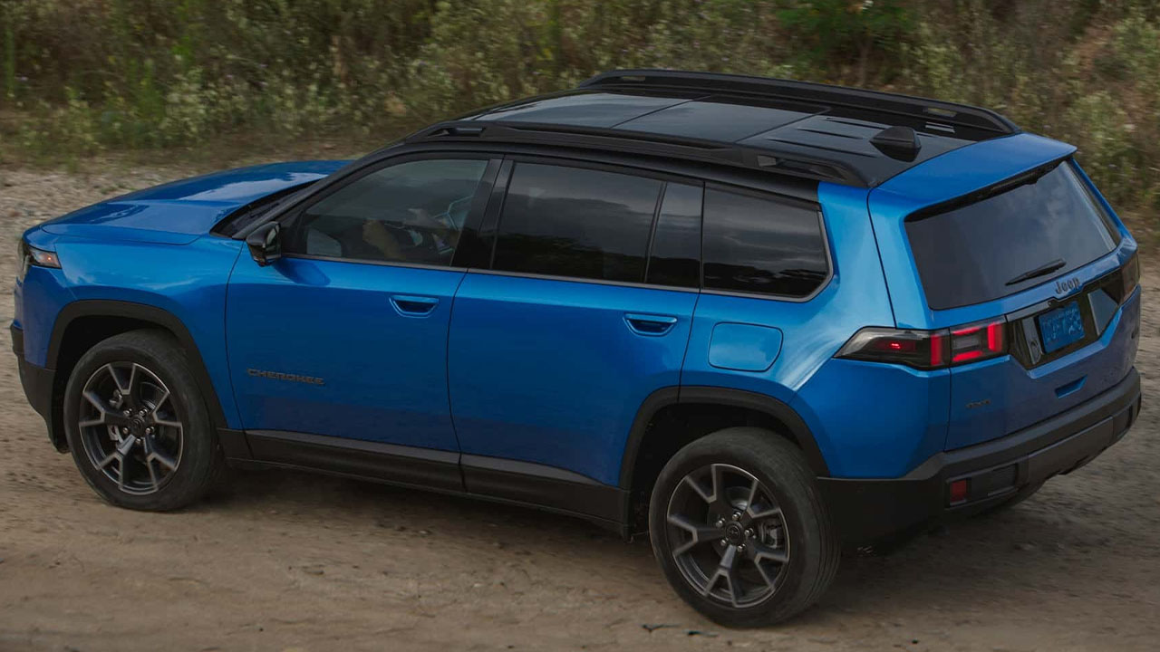 daga tasa vurmaktan korkmayacaginiz 2026 jeep cherokee tanitildi 2