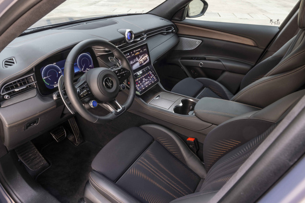maseratiden elektrikli luks suv atagi grecale folgore 1 desAqz3z