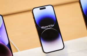 iphone-14-ve-iphone-15-icin-uydu-ozellikleri-1-yil-daha-fiyatsiz-oldu-tD6lYrJd