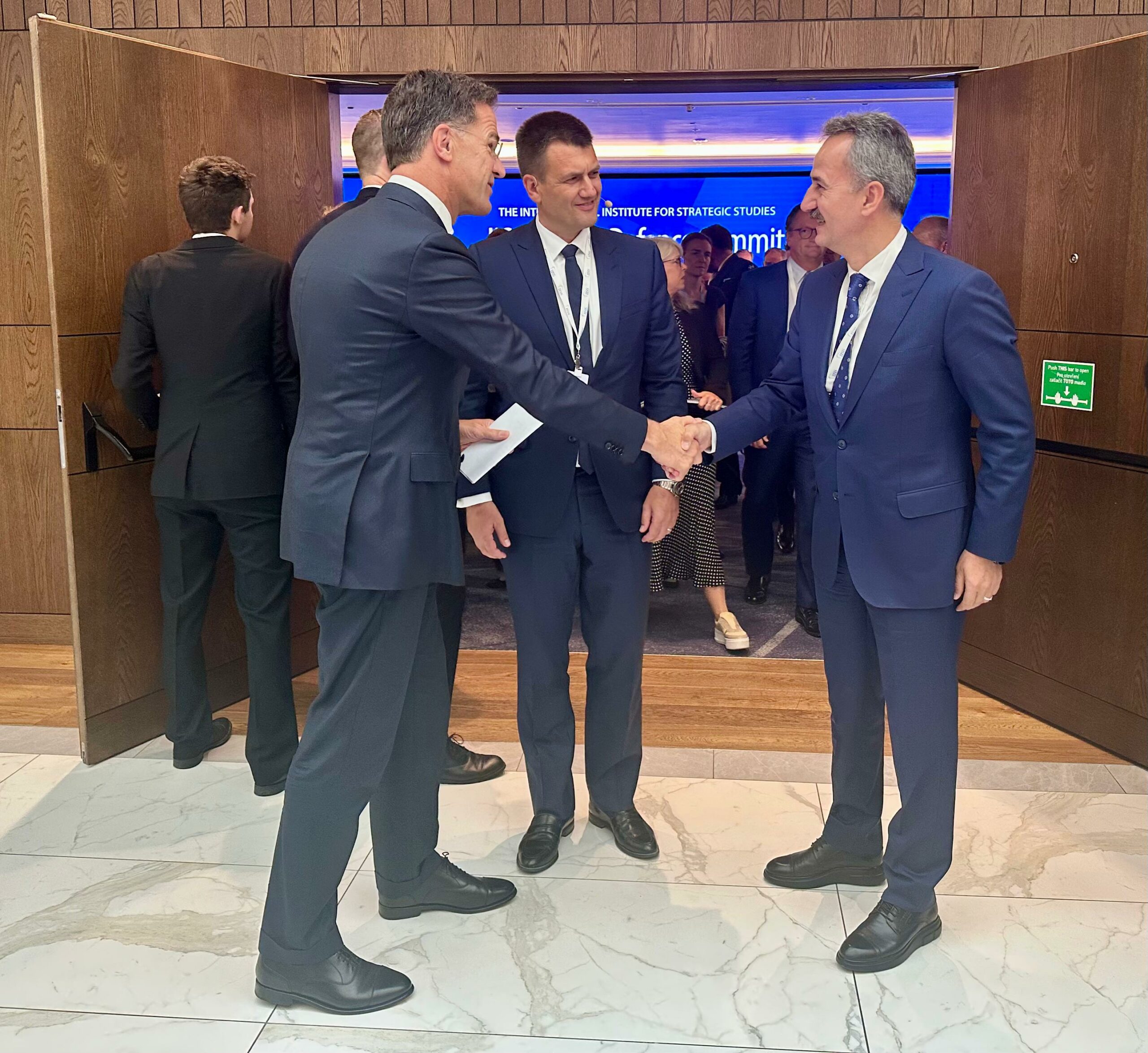 nato genel sekreteri rutteden turk savunma endustrisine ovgu 2 nyeyyS1J