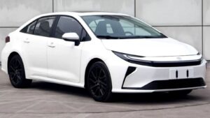 toyota-corolla-cinde-yeni-dizayniyla-gorucuye-cikti-Ib2eyv2a