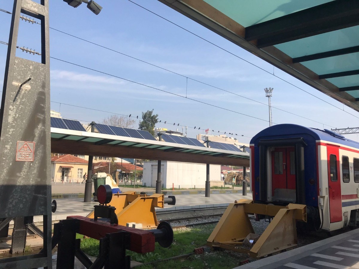 turkiyede demiryollarinda gunes gucu periyodu resmen basladi 1 ClQsZ9t4