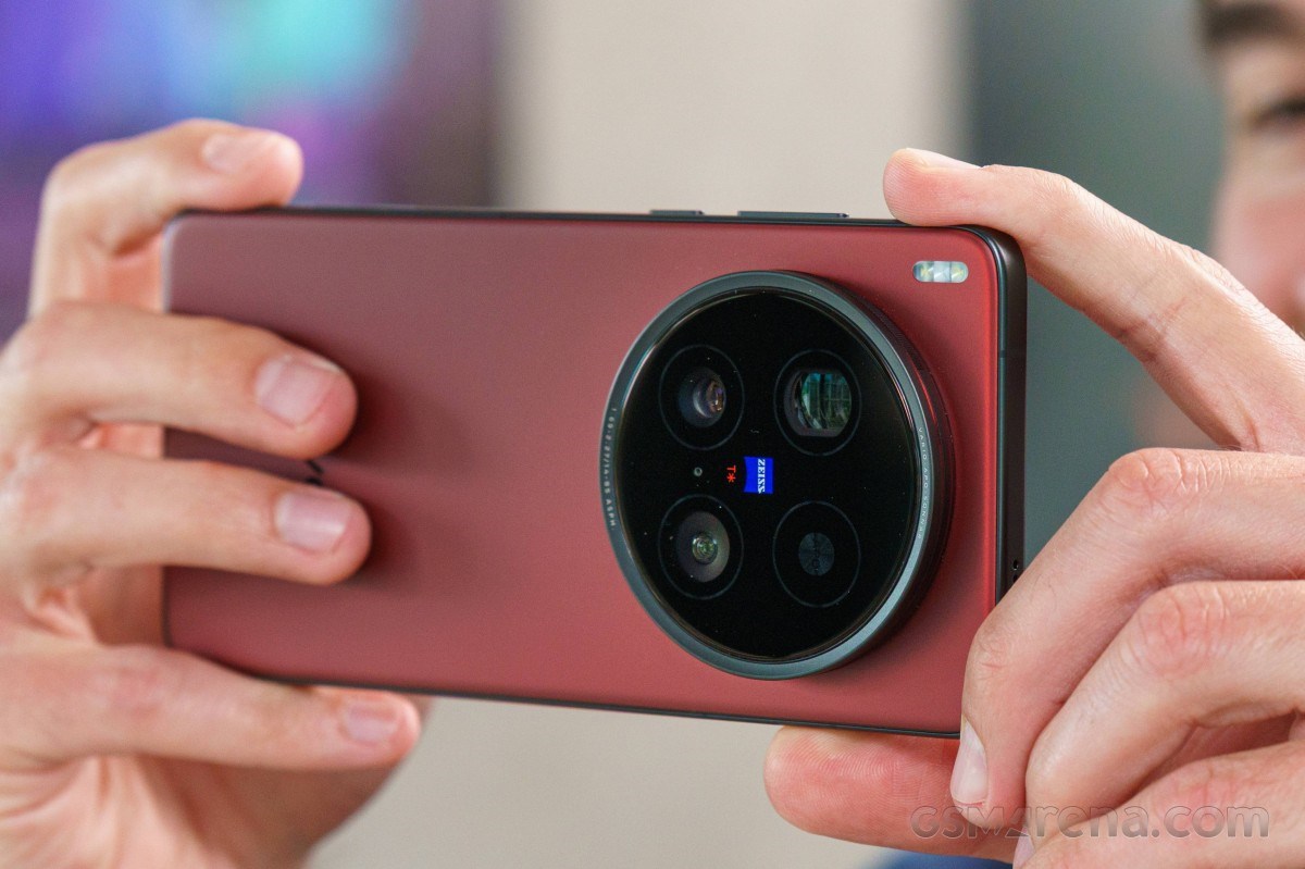 vivo x300 ultra cift 200 mp kamerayla gelen birinci telefon olacak 0 WCfcFDIm