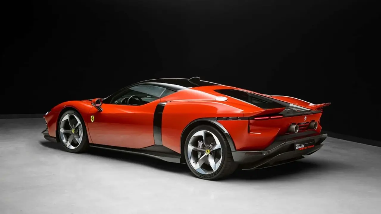 yeni ferrari testarossa beygir rekoru kiracak 1 ML9cdRAs